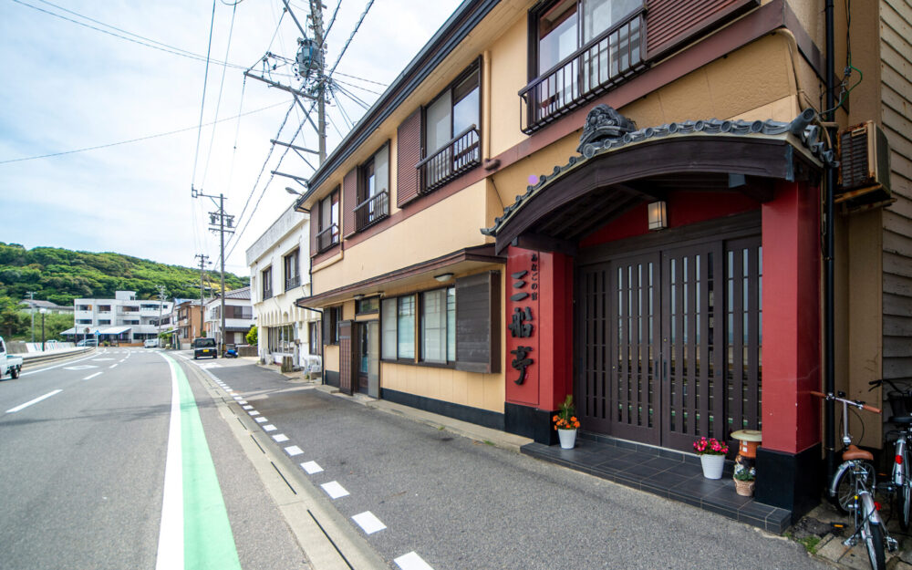 あなごの宿 三船亭の店舗について